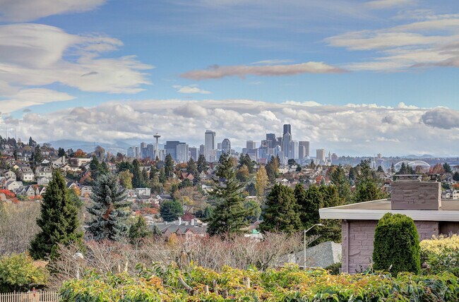 Foto del edificio - Beautiful Magnolia Home with a VIEW!