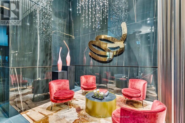 Photo du bâtiment - 11 Yorkville Ave