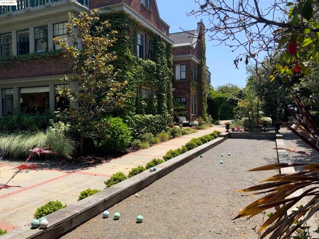 Foto del edificio - 774 Kingston Ave