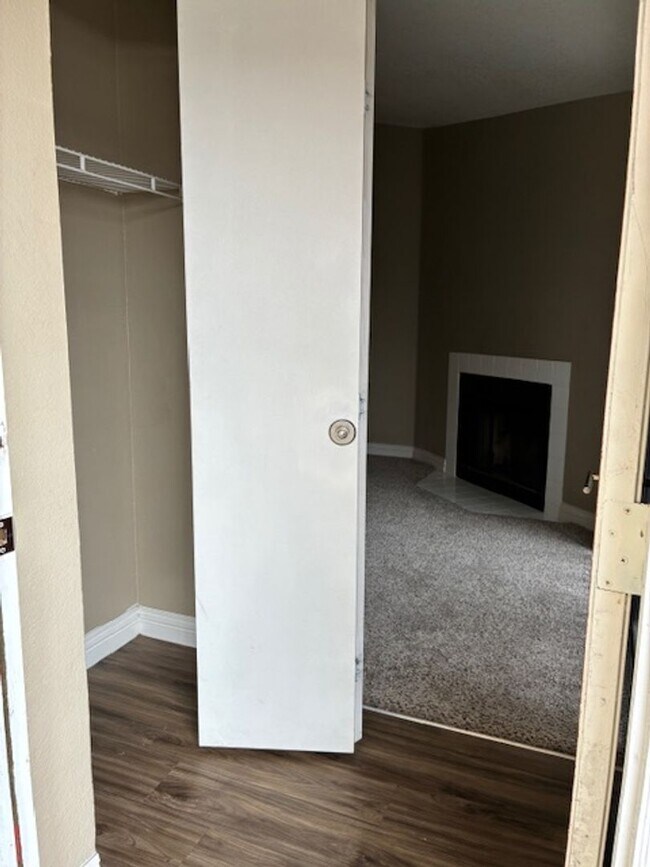 Interior Photo - Mandalay Bay Apartments