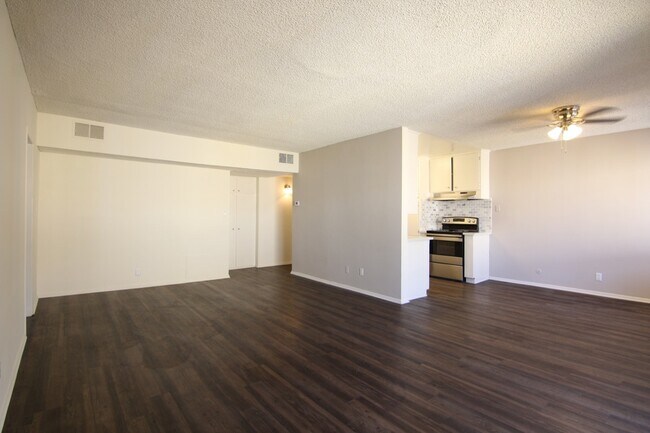 Building Photo - 17844 Margate St