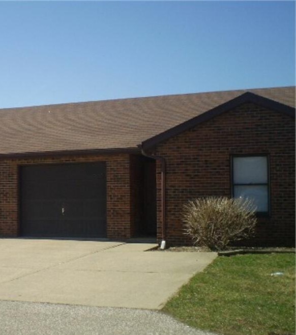 Foto principal - 8839 Bono Rd