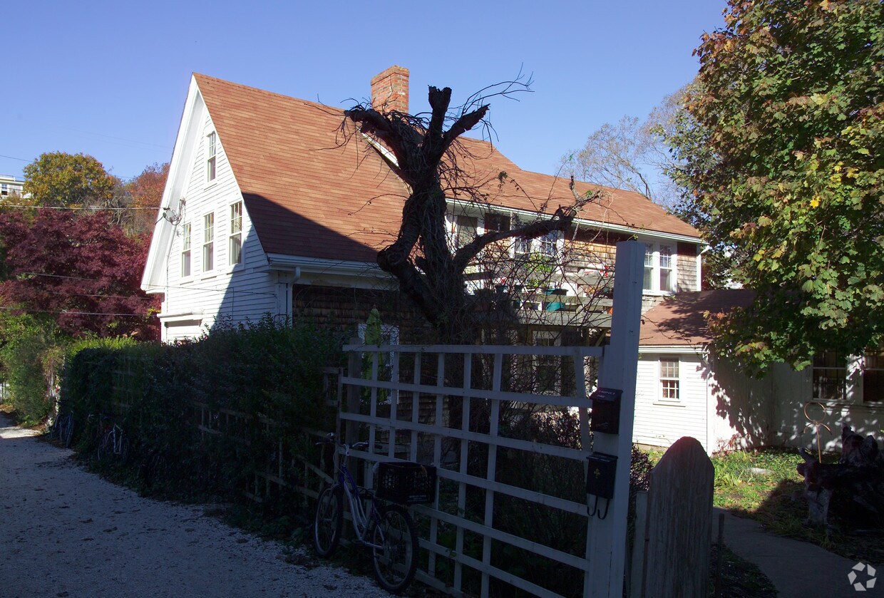Building Photo - 5 Kiley Ct