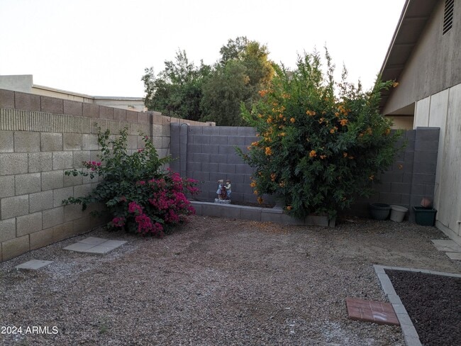 Building Photo - 4507 E Contessa St