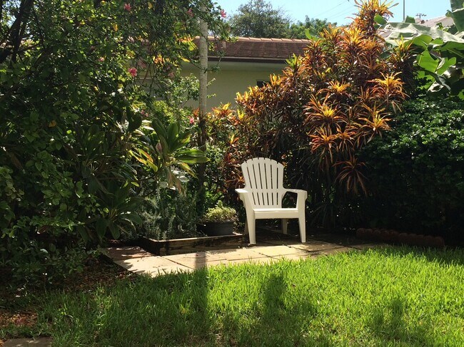 Patio - 3125 Segovia St