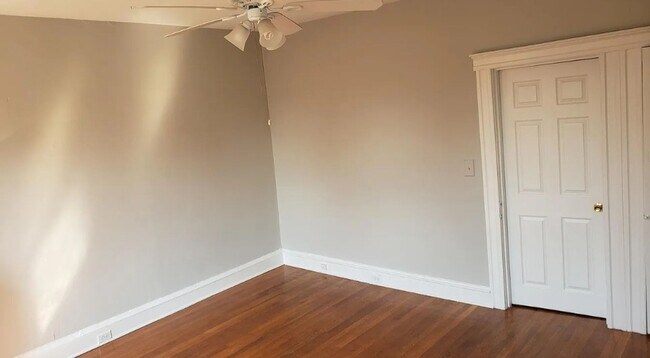 Foto del edificio - 3133 N Calvert St