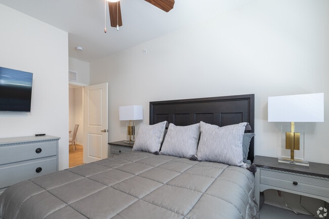GLAZORA 2 BR | 2 BA Badroom - The Reserve at Cool Springs