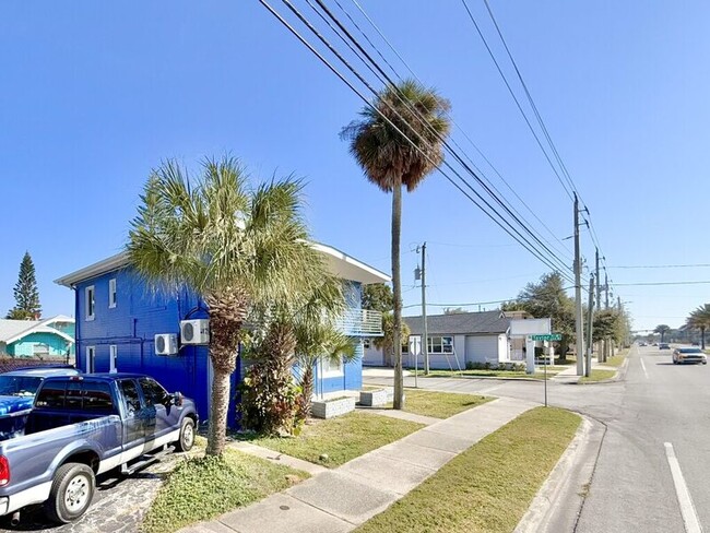 Foto del edificio - 551 N Ridgewood Ave