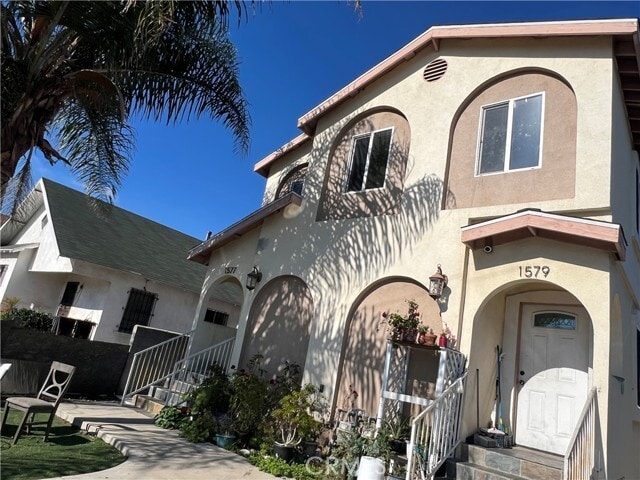 Foto del edificio - 1577 E 51st St