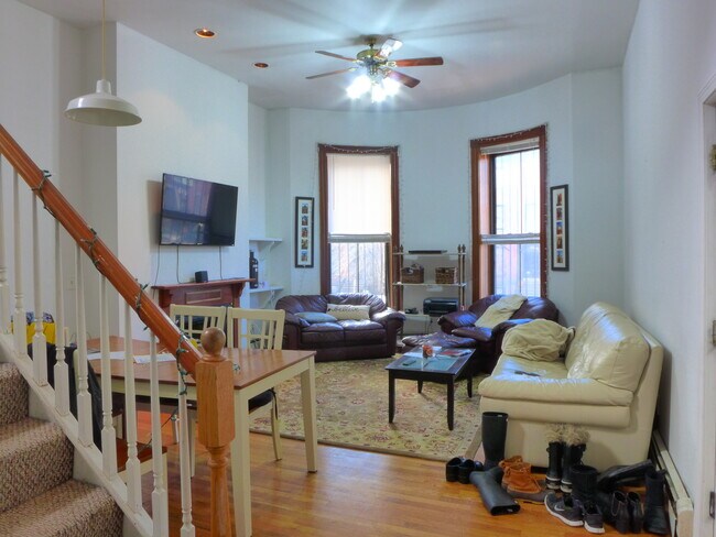 Foto del edificio - 455 Massachusetts Ave