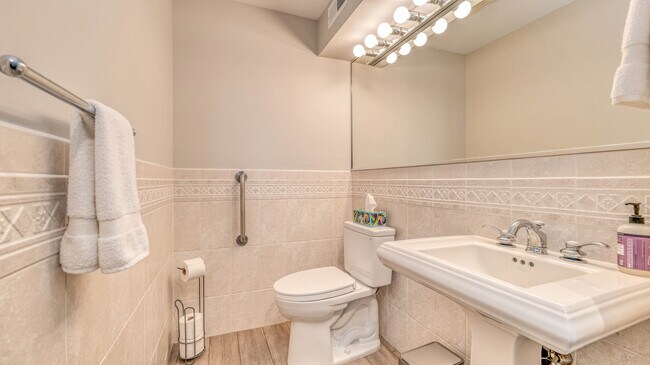 Foto del edificio - 9100 Atlantic Ave