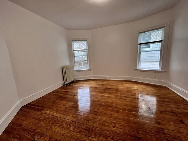 Building Photo - 275 Tremont St