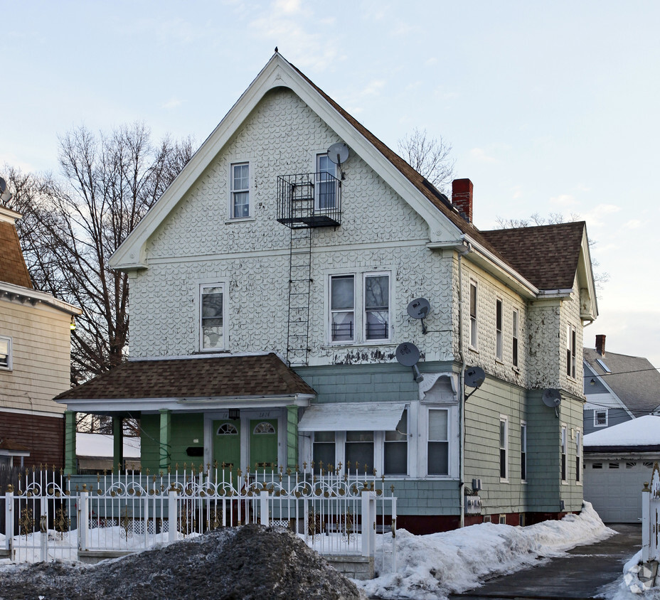 Building Photo - 1412 Broad St