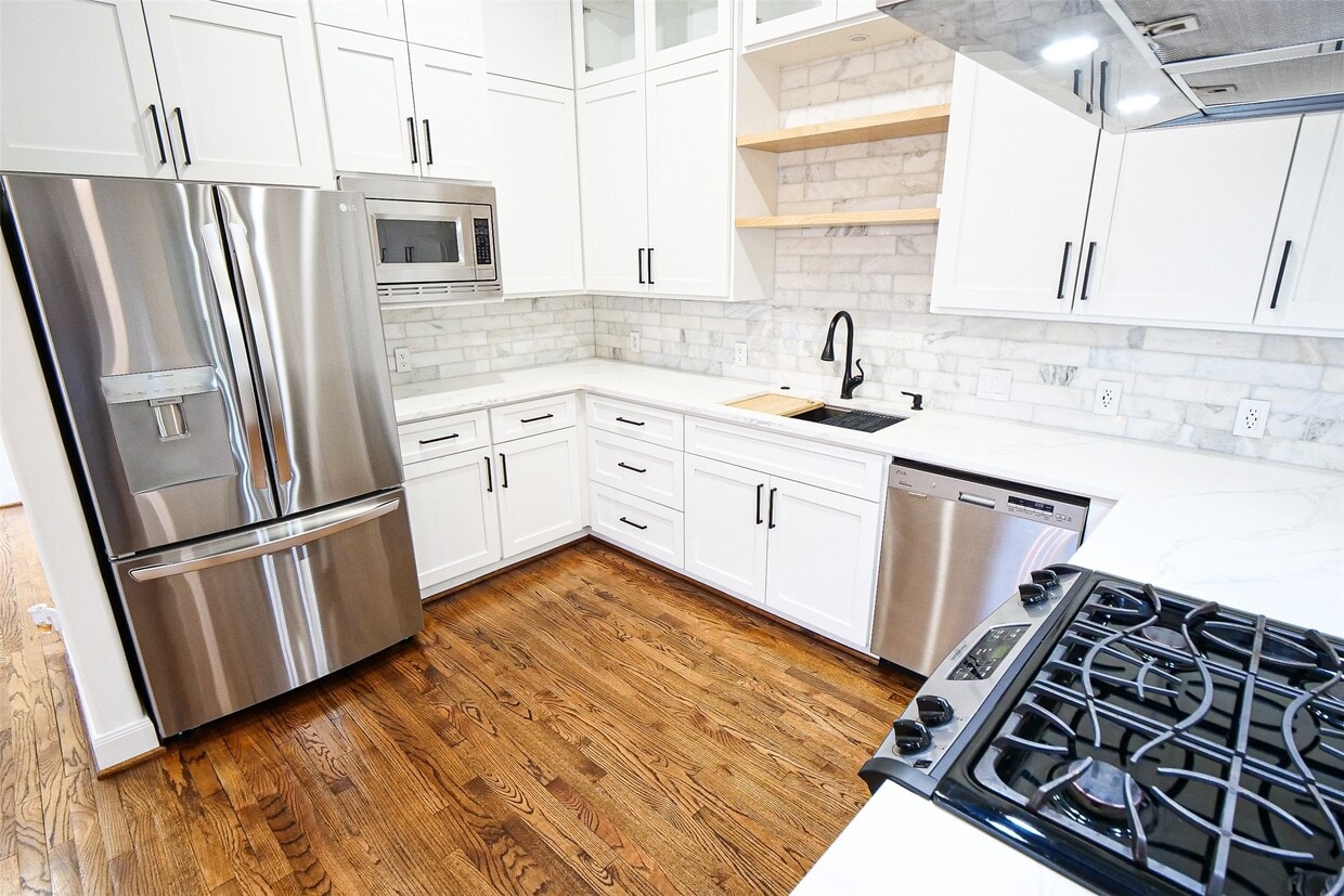 Foto principal - 6116 1/2 Hamman St