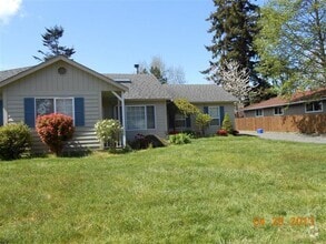 Building Photo - 6222 Cady Rd