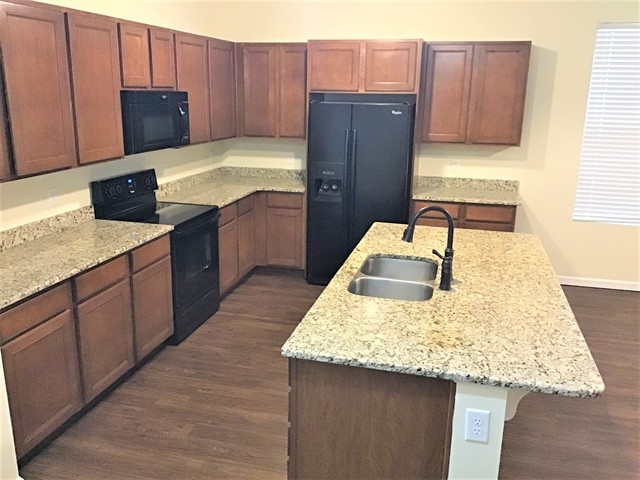 Building Photo - 411 Dunnwood Court