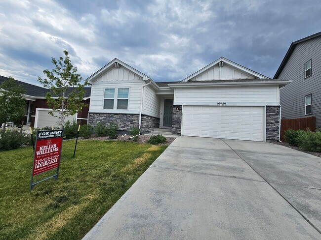 Foto del edificio - 10450 Summer Ridge Dr