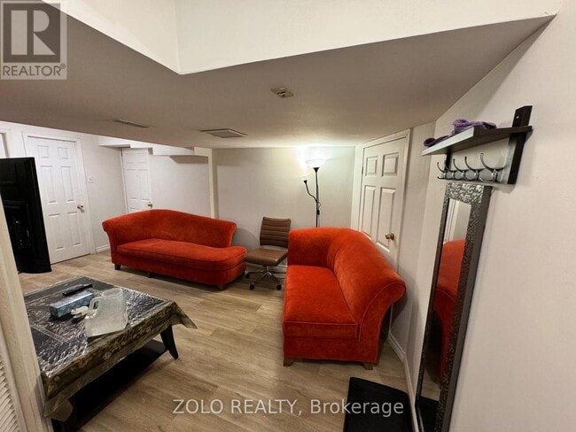 Photo du bâtiment - 148 Newton Dr