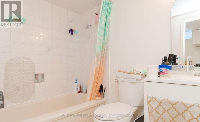 Building Photo - 362 Kingsbridge Garden Cir