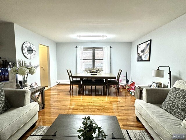 Building Photo - 20 E Harriet Ave