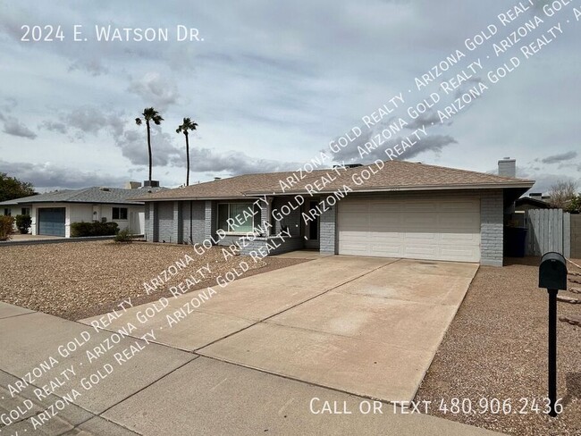 Building Photo - 2024 E Watson Dr