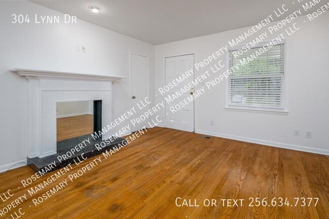 Building Photo - 304 Lynn Dr