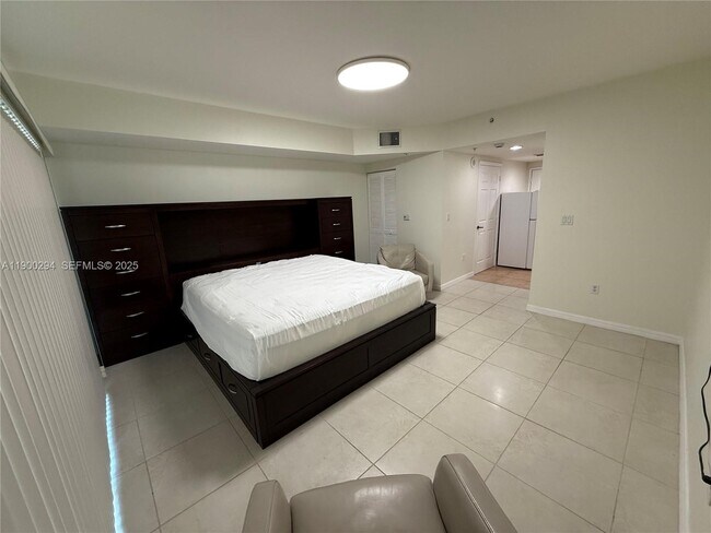 Foto del edificio - 4242 NW 2nd St