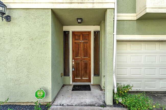 Foto del edificio - 4217 Koehler St