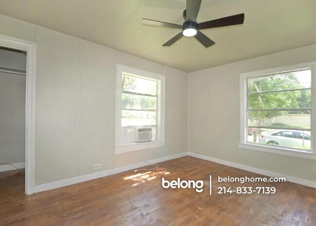 Building Photo - 901 N Howeth St