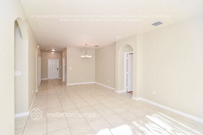 Building Photo - 14323 SW 156th Ave
