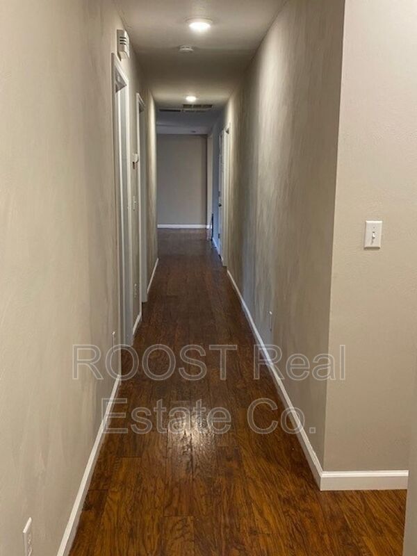 Building Photo - 3325 Upper Valley Pike