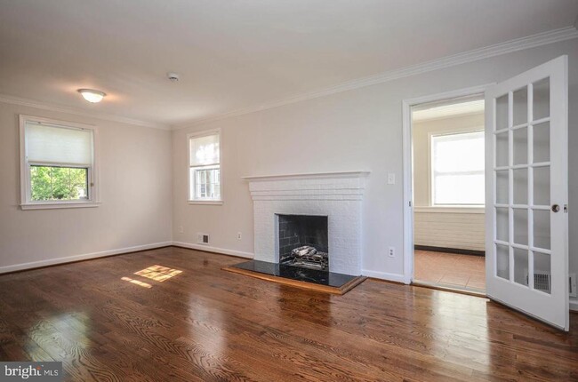 Building Photo - 2315 Plyers Mill Rd