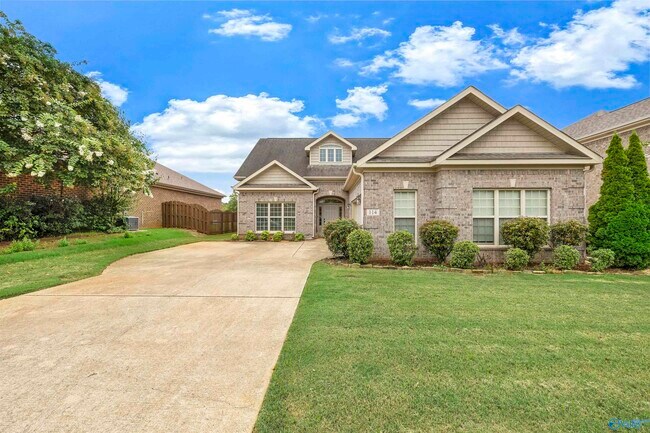 Building Photo - 114 SW Properzi Wy