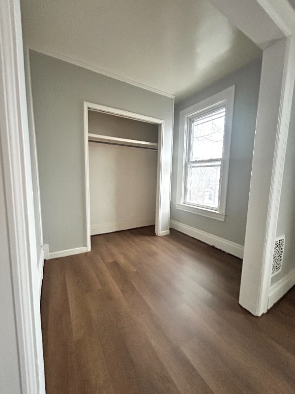 Foto del edificio - 299 N Balph Ave