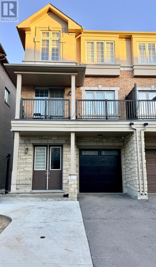 Building Photo - 31 Hashmi Pl
