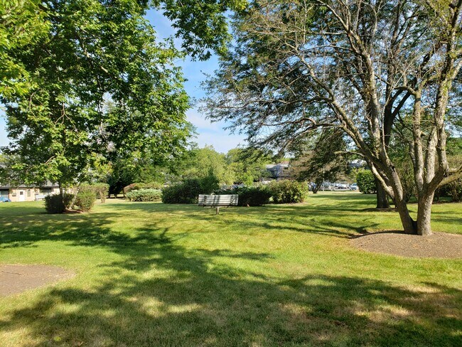 Foto del edificio - 865 Westmoreland Dr