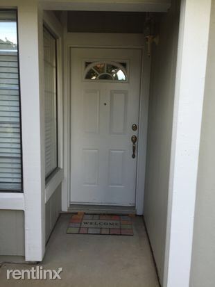 Building Photo - 3 br, 2 bath House - 1207 Ross Ct