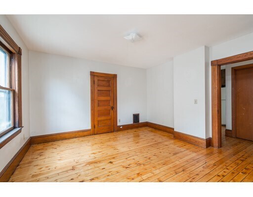 Building Photo - 42 Butler Pl