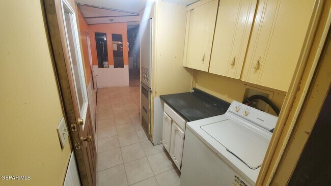 Foto del edificio - 755 Blake Pl