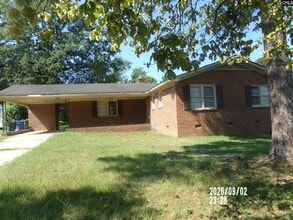 Building Photo - 4005 Pine Forest Dr