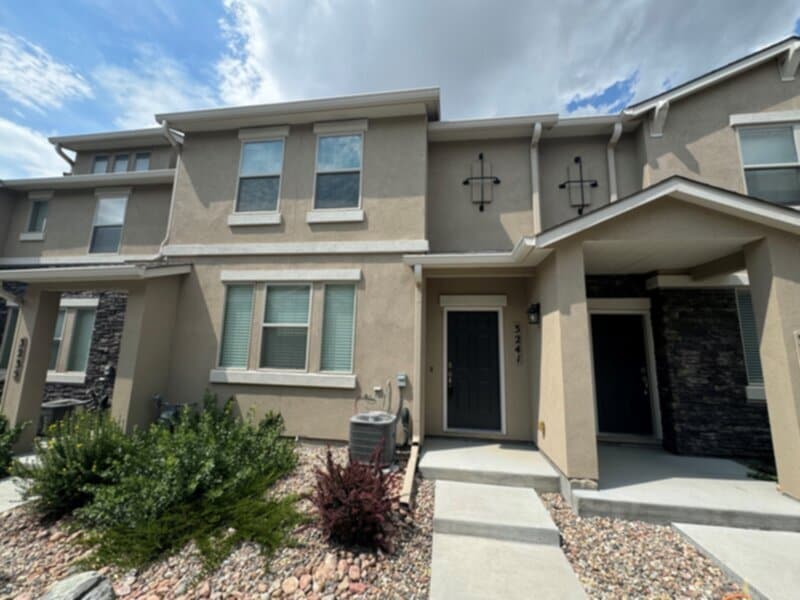 Primary Photo - Stunning townhouse in Northgate!