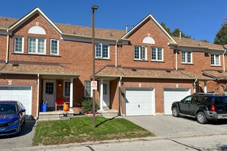 Building Photo - 10 Bassett Blvd