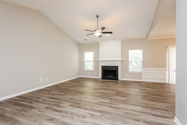 Foto del edificio - 4227 Wood Cove Dr