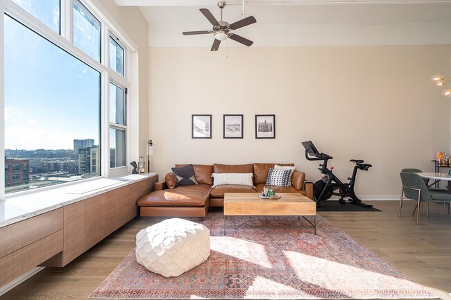 Building Photo - 1500 Washington St