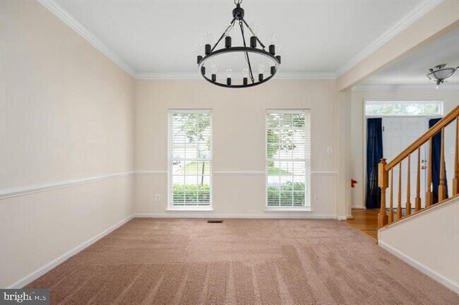 Building Photo - 6 Riggs Rd