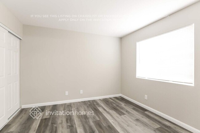 Foto del edificio - 1400 Desert Hills Dr
