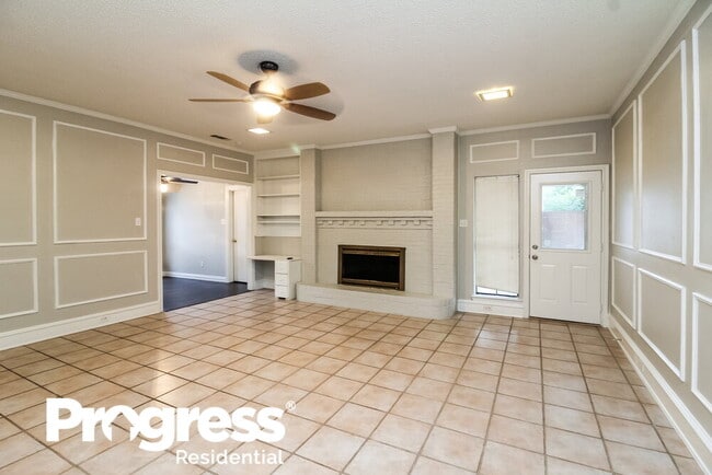 Building Photo - 604 Arbor Creek Dr
