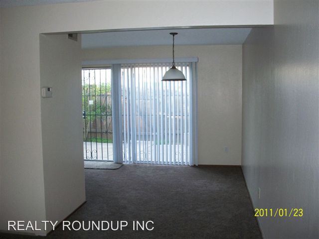 Building Photo - 7728 La Mancha Way
