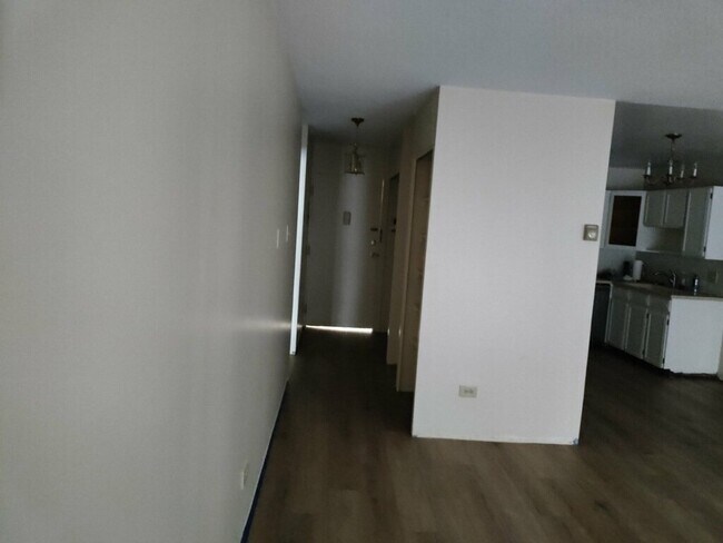 Photo - 695 S Alton Way Apartment