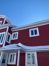 Building Photo - 711 Rue Principale